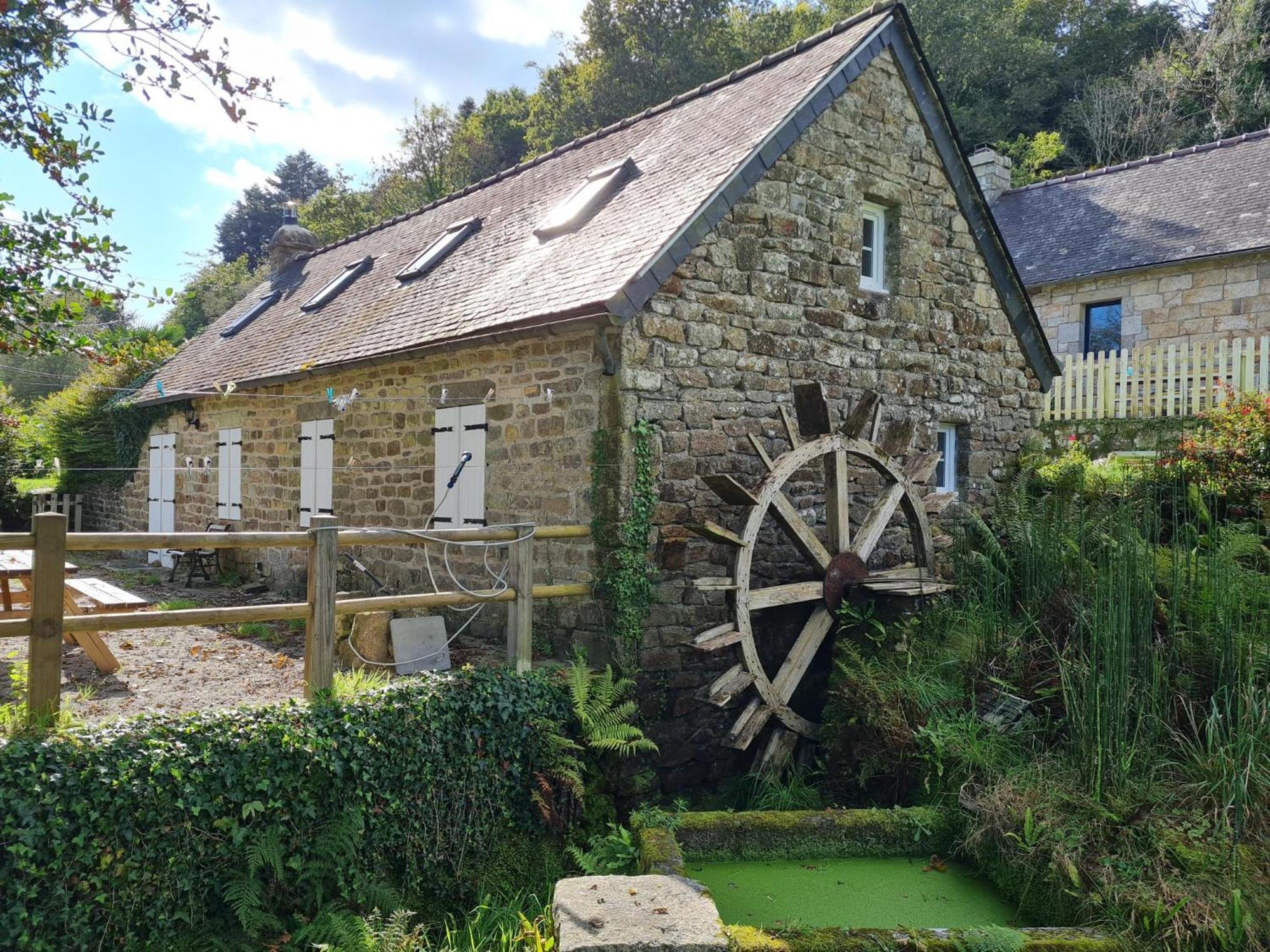 Villa Moulin De Bonnescat à Plogonnec Extérieur photo